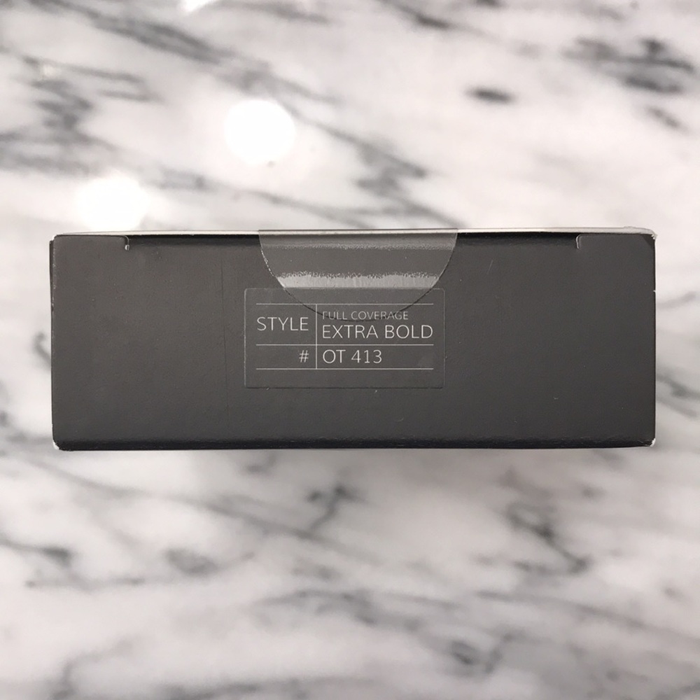 One Two Cosmetics - Magnetic Lashes / Eyelashes - Picture 2 of 6